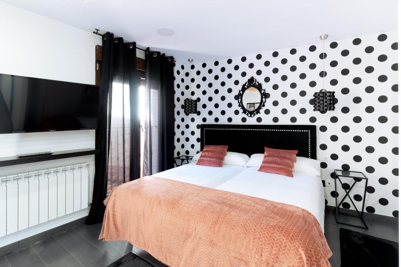 Housingleon - Five Rooms Zewnętrze zdjęcie